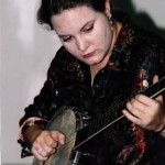 Rebekah Weiler playing the banjo