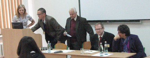 Geoff Buckley, Bernard Debatin and Michele Morrone preparing to present