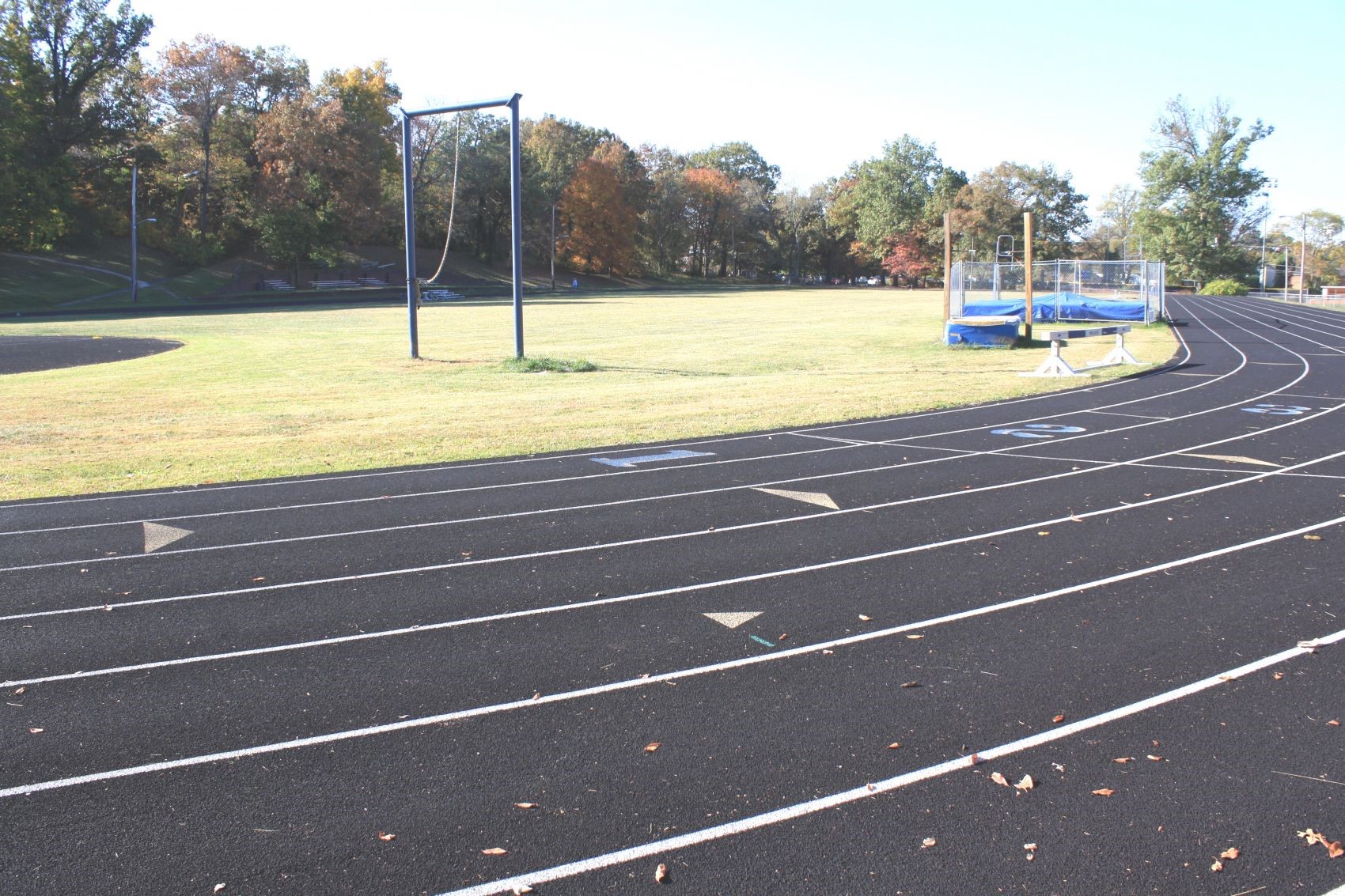 outdoor-track